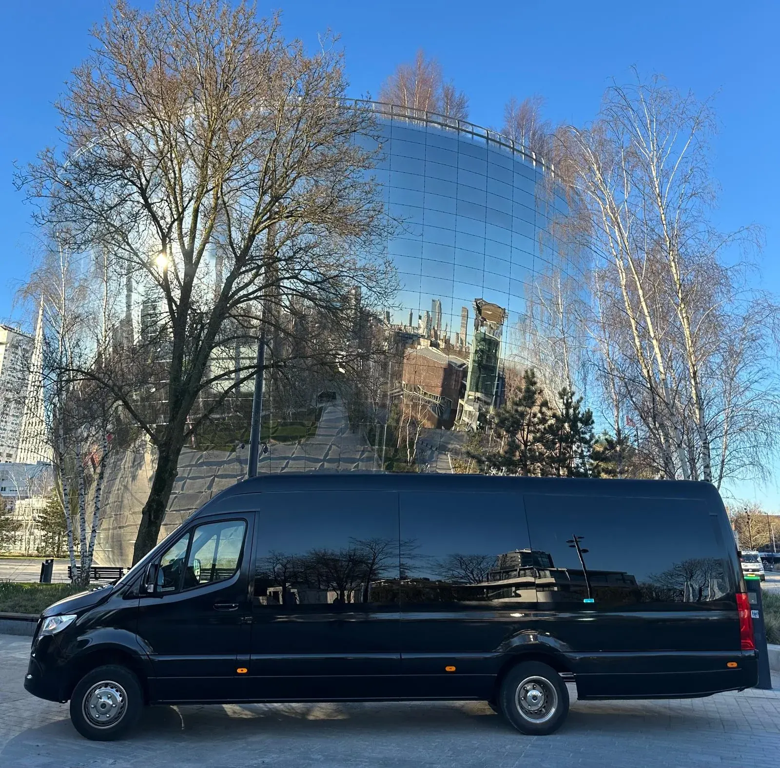 The minivan outside Depot Boijmans in Rotterdam