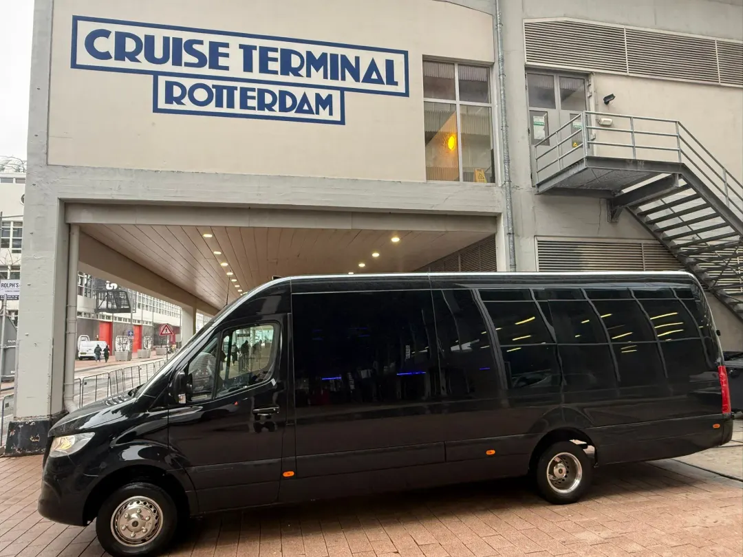 The Holland City Tours minivan waiting at Rotterdam cruise terminal