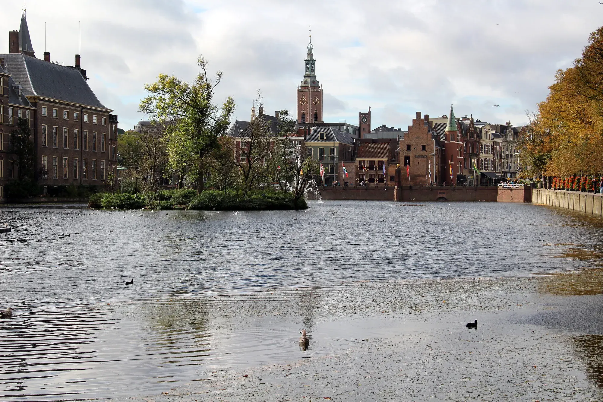 The Hofvijver pond in The Hague in autumn, with the Binnenhof along the far bank