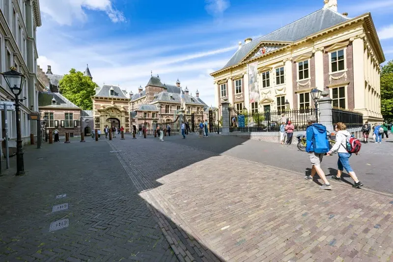 Binnenhof and Mauritshuis in The Hague. Source: Beeldbank Den Haag