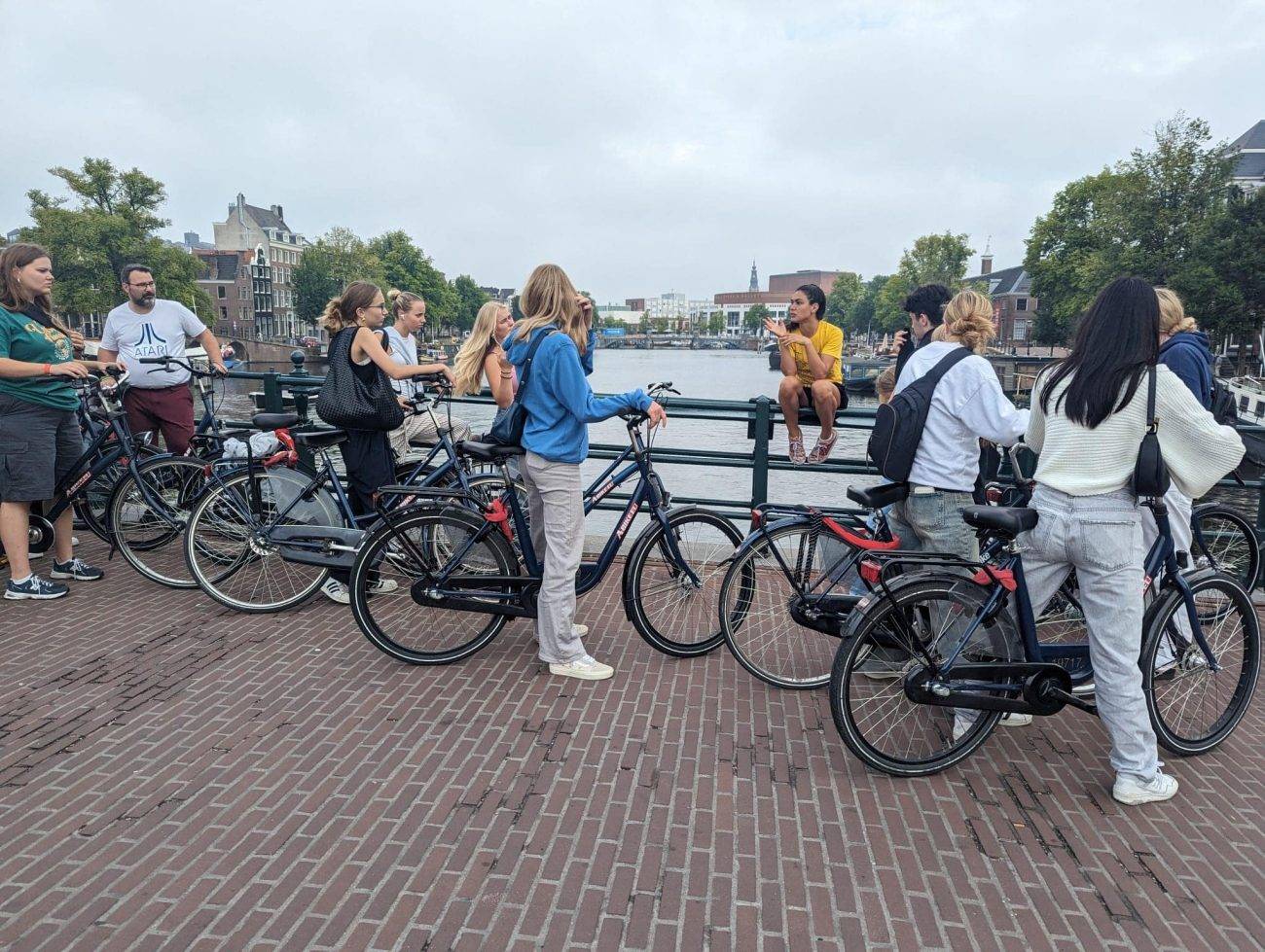 Small group bike tour through Amsterdam
